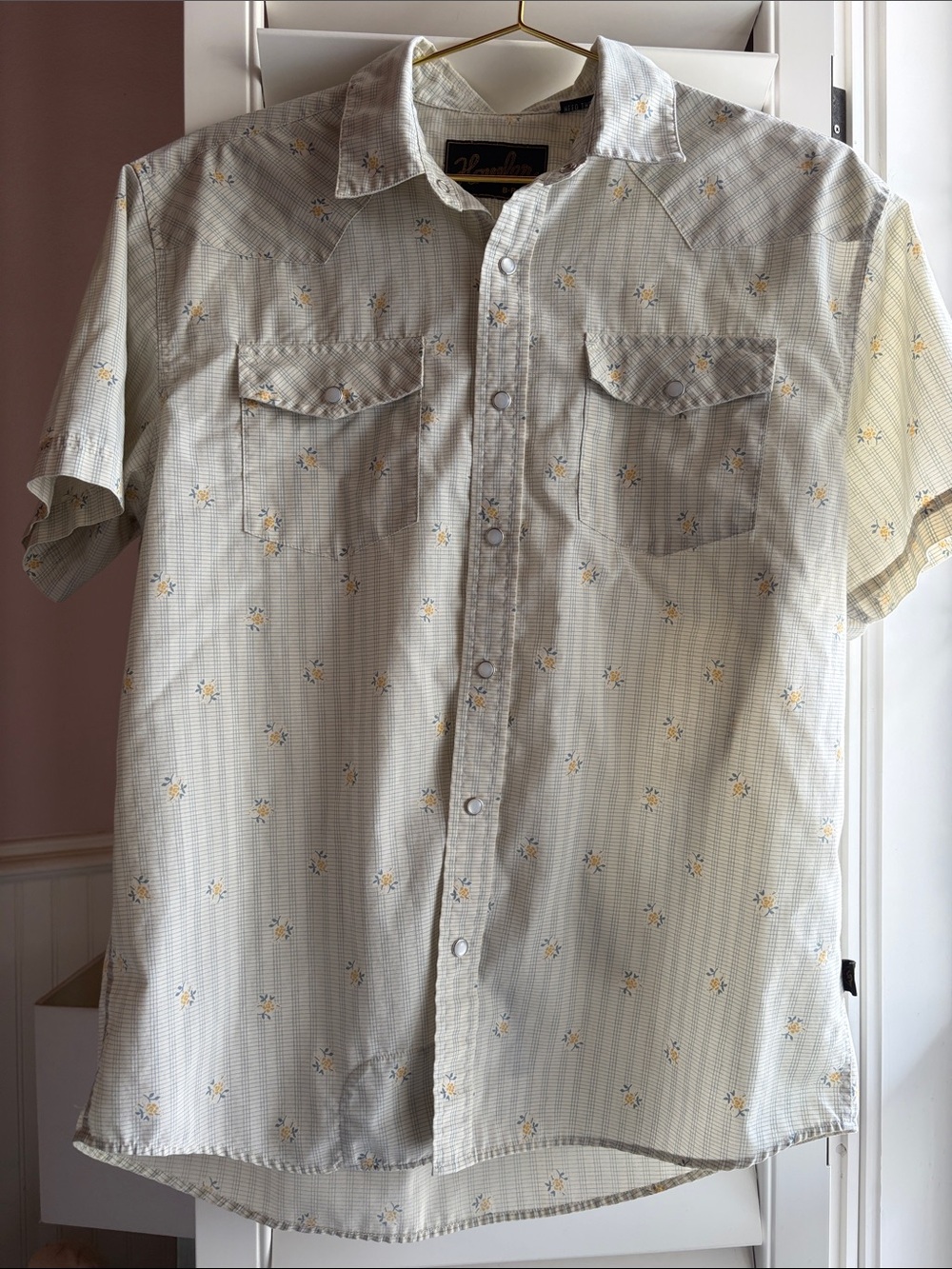 Howler bros short sleeve floral snapshirt